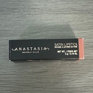 Anastasia Beverly Hills Satin Lipstick - Mauve Pink